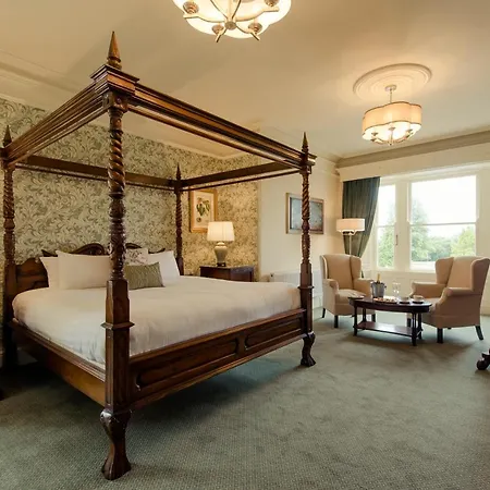 The At Ballykealey Hotell